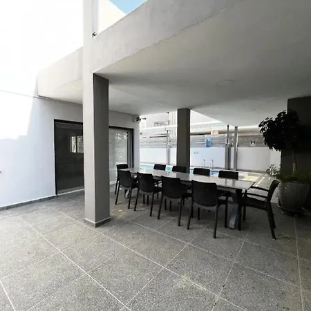 Villa Sema In Kyrenia 4 Bedroom Sleeps 8