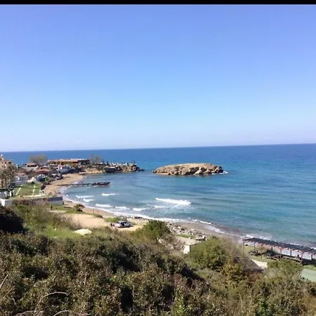 Villa Sema In Kyrenia 4 Bedroom Sleeps 8 Kyrenia (Northern Cyprus)