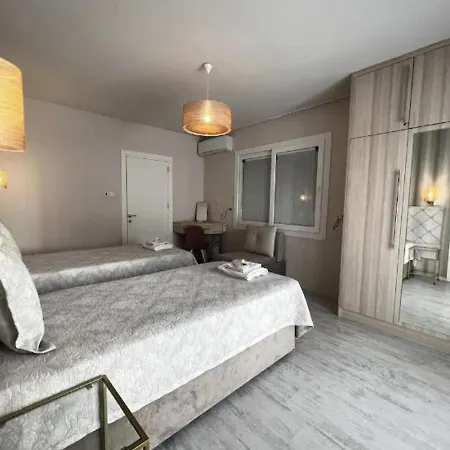 Sema In Kyrenia 4 Bedroom Sleeps 8 * Kyrenia (Northern Cyprus)