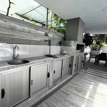Sema In Kyrenia 4 Bedroom Sleeps 8 *