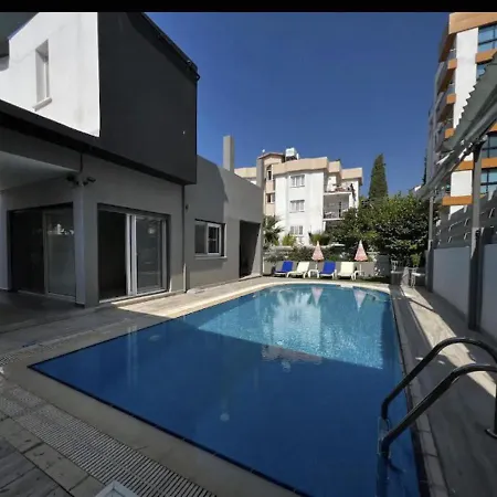 Sema In Kyrenia 4 Bedroom Sleeps 8 Kyrenia (Northern Cyprus)