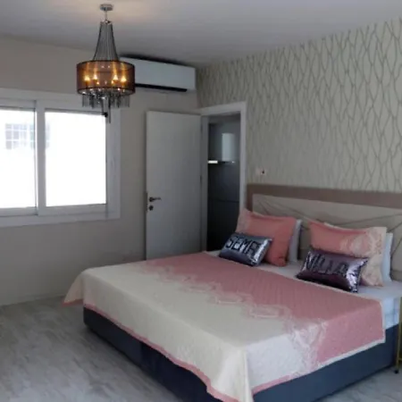 Sema In Kyrenia 4 Bedroom Sleeps 8 Villa